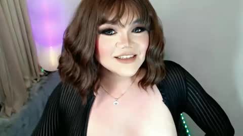 sassy_vivits online show from 05/07/26, 05:35