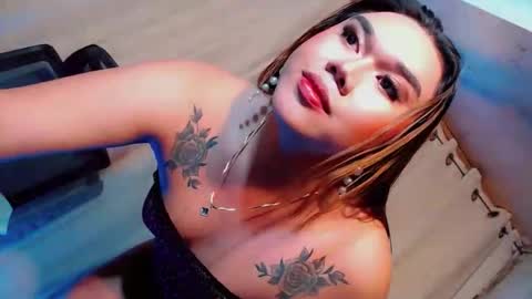 Snapshot of sassyffyra69 chatting on 09/26/25, 10:41 MARIO LABO online show from 09/26/25, 10:41