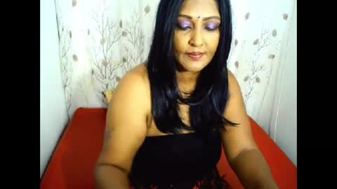 Snapshot of sassyindian00 chatting on 12/27/24, 07:46 sassyindian00 online show from 12/27/24, 07:46