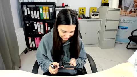 sassytiff online show from 10/07/25, 10:34