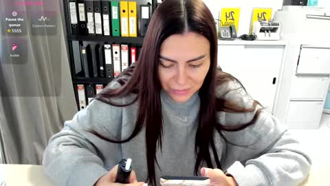 sassytiff online show from 10/27/25, 12:53