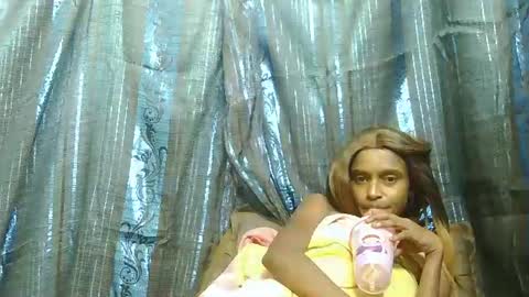 Snapshot of sassyxindian chatting on 04/24/26, 12:46 sassyxindian online show from 04/24/26, 12:46