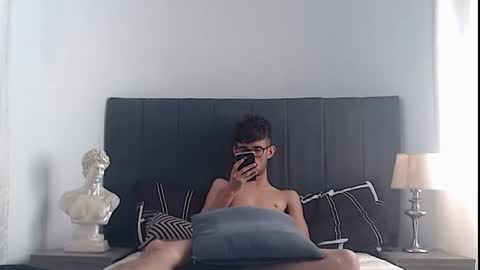 sasuke_bigcock online show from 07/25/26, 01:52