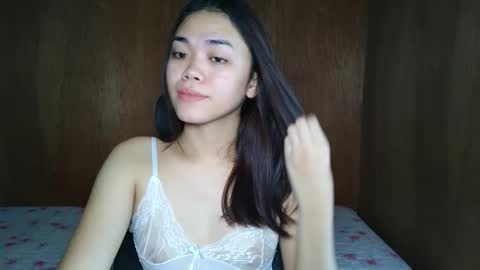 saszzyyumiie online show from 10/06/25, 02:53