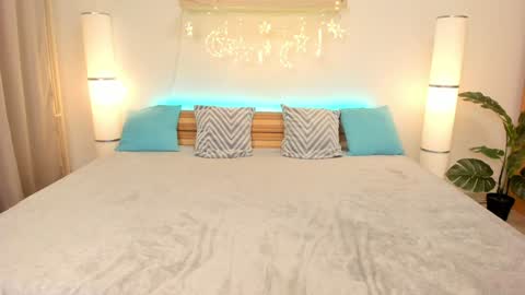 Snapshot of satimilf_ chatting on 01/24/25, 07:30 Sati online show from 01/24/25, 07:30