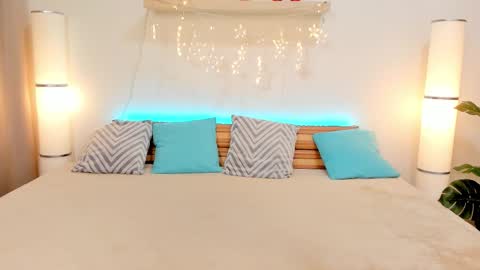 Snapshot of satimilf_ chatting on 10/05/25, 07:39 Sati online show from 10/05/25, 07:39