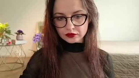 Lori online show from 06/07/26, 06:11