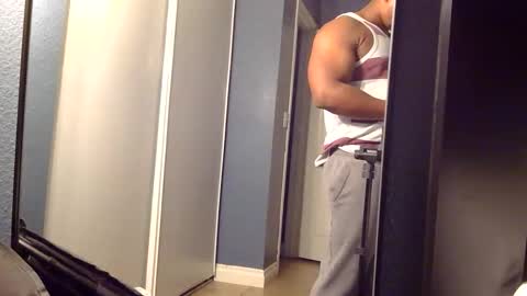 Snapshot of satisfaction01 chatting on 11/16/25, 04:23 satisfaction01 online show from 11/16/25, 04:23