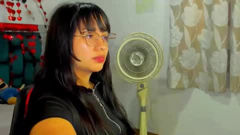 saturno_venus online show from 05/19/26, 08:26