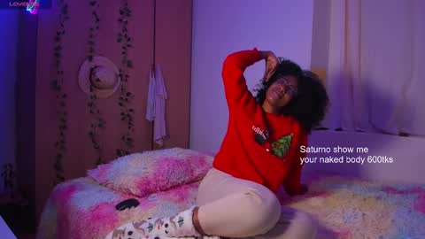 Snapshot of saturno_vibes chatting on 01/06/25, 01:30 saturno_vibes online show from 01/06/25, 01:30