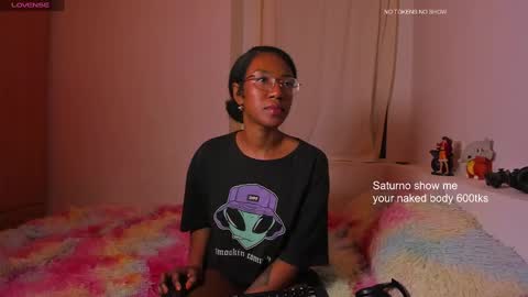 Snapshot of saturno_vibes chatting on 01/11/25, 02:15 saturno_vibes online show from 01/11/25, 02:15