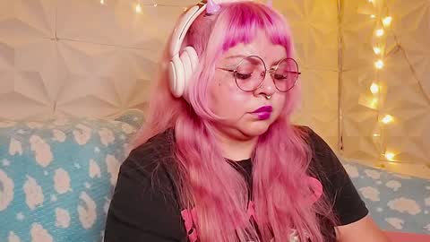 Gina George online show from 05/24/26, 10:26