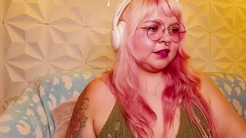 Gina George online show from 06/04/26, 11:44