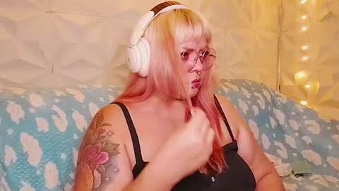 Gina George online show from 06/13/26, 02:20