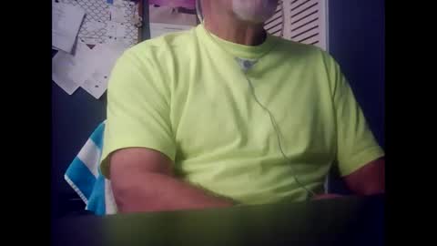 Snapshot of satyr64 chatting on 12/21/25, 02:24 satyr64 online show from 12/21/25, 02:24
