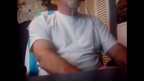 Snapshot of satyr64 chatting on 02/18/26, 05:20 satyr64 online show from 02/18/26, 05:20