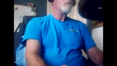 Snapshot of satyr64 chatting on 05/19/26, 03:40 satyr64 online show from 05/19/26, 03:40