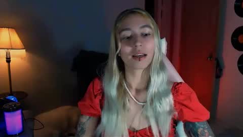 I AM JENN  online show from 12/29/24, 09:52