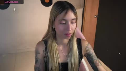I AM JENN  online show from 06/13/26, 04:10