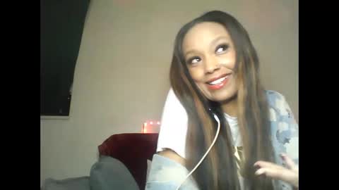 Shaniiice online show from 01/05/25, 10:08