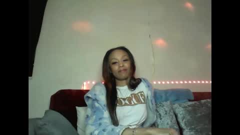 Shaniiice online show from 01/31/25, 02:04