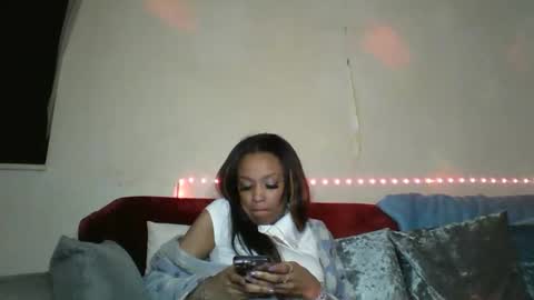 Shaniiice online show from 02/05/25, 02:19