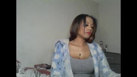 Shaniiice online show from 02/17/25, 01:36