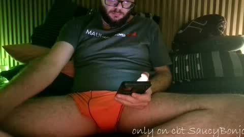 Snapshot of saucybonjo chatting on 05/05/26, 05:04 Ben online show from 05/05/26, 05:04