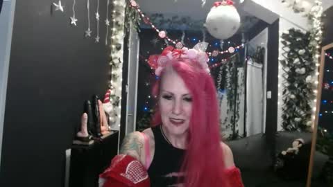 SaucySky online show from 12/12/24, 10:31