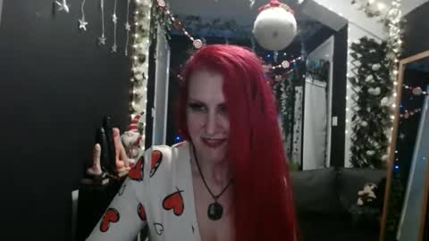 SaucySky online show from 12/20/24, 10:32
