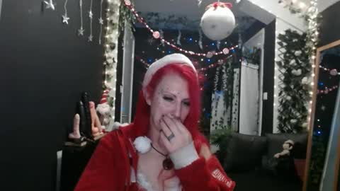 SaucySky online show from 12/24/24, 09:22
