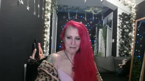 SaucySky online show from 01/06/25, 10:05