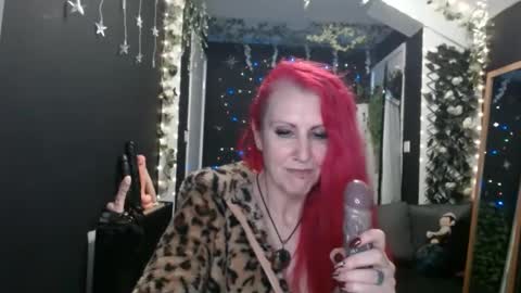 SaucySky online show from 01/07/25, 01:06