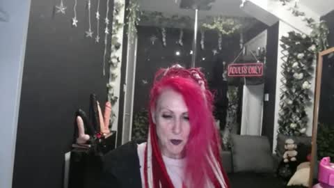 Snapshot of saucysky chatting on 02/23/26, 10:07 SaucySky online show from 02/23/26, 10:07