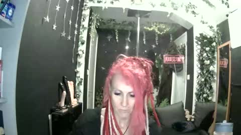Snapshot of saucysky chatting on 06/07/26, 08:45 SaucySky online show from 06/07/26, 08:45