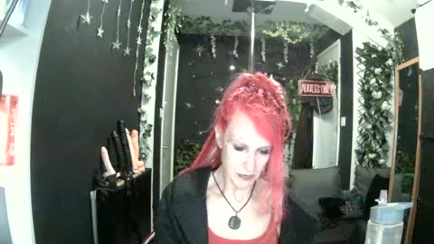 Snapshot of saucysky chatting on 06/20/26, 06:54 SaucySky online show from 06/20/26, 06:54