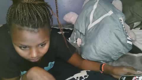 savage_kendy online show from 02/28/25, 06:52