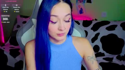 Snapshot of savage_lust_ chatting on 09/22/25, 03:19 Ariel online show from 09/22/25, 03:19