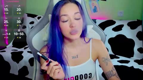 Snapshot of savage_lust_ chatting on 10/07/25, 02:53 Ariel online show from 10/07/25, 02:53