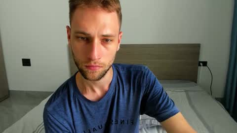 Snapshot of savak_hottie chatting on 09/19/25, 08:16 Savak Laakem online show from 09/19/25, 08:16