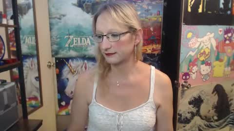 Snapshot of savanah_banana chatting on 09/28/25, 02:17 Savanah online show from 09/28/25, 02:17