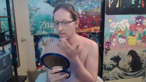 Snapshot of savanah_banana chatting on 12/20/25, 10:33 Savanah online show from 12/20/25, 10:33
