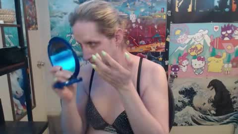 Snapshot of savanah_banana chatting on 03/13/26, 09:27 Savanah online show from 03/13/26, 09:27