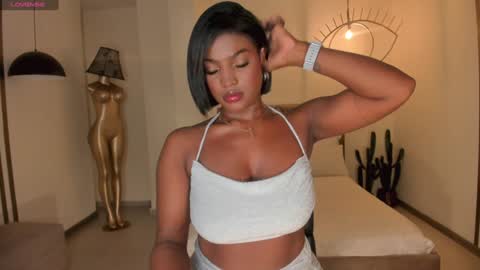S a v a n n a h  online show from 01/08/25, 11:32