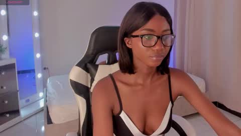 Savannahwildee online show from 02/03/25, 03:27