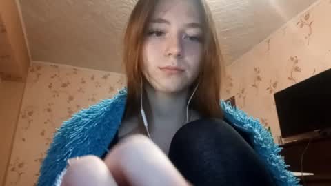Sophie online show from 09/11/25, 03:23