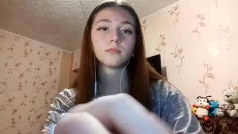 Sophie online show from 09/13/25, 05:13