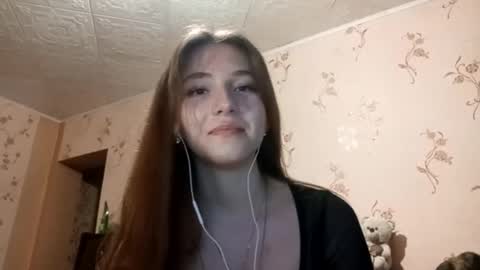 Sophie online show from 09/24/25, 01:14