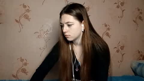 Sophie online show from 10/04/25, 07:01