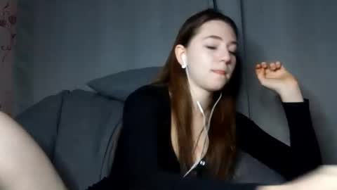 Sophie online show from 10/08/25, 03:20